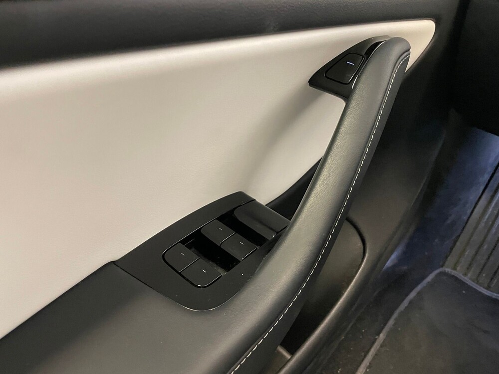 Tesla Model 3 LONG RANGE Dual Motor AWD 351PS 2019 -Orig. NL-, ZL-048-B