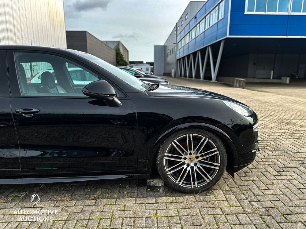 Porsche Cayenne S E-Hybrid 3.0 V6 Sport-Chrono 416PS 2015 -Orig. NL-, HR-498-S