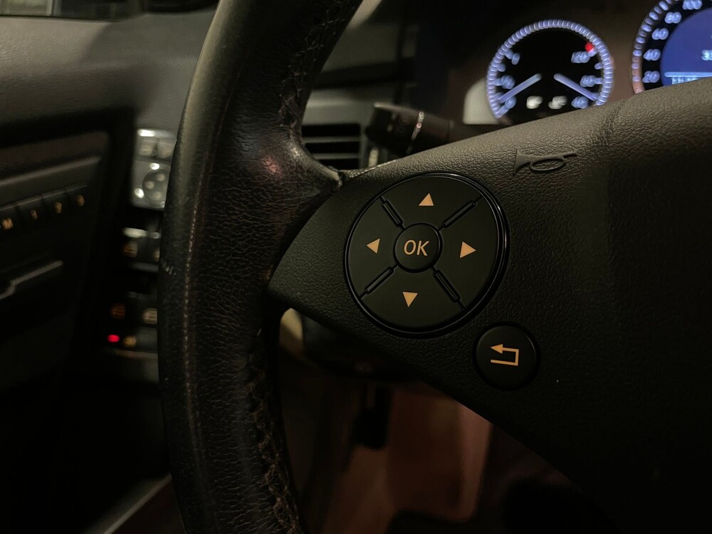 Mercedes-Benz GLK320 CDI 4Matic First Edition 224PS 2009 GLK-Klasse, 64-TVN-4