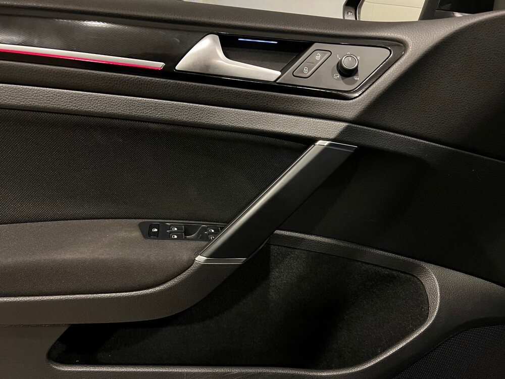 Volkswagen Golf GTI Performance VII 2.0 TSI 230PS 2013, K-907-NJ