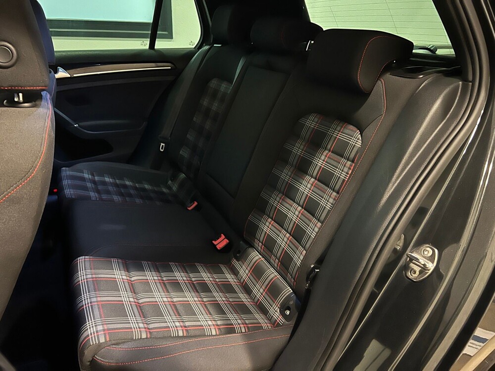 Volkswagen Golf GTI Performance VII 2.0 TSI 230PS 2013, K-907-NJ