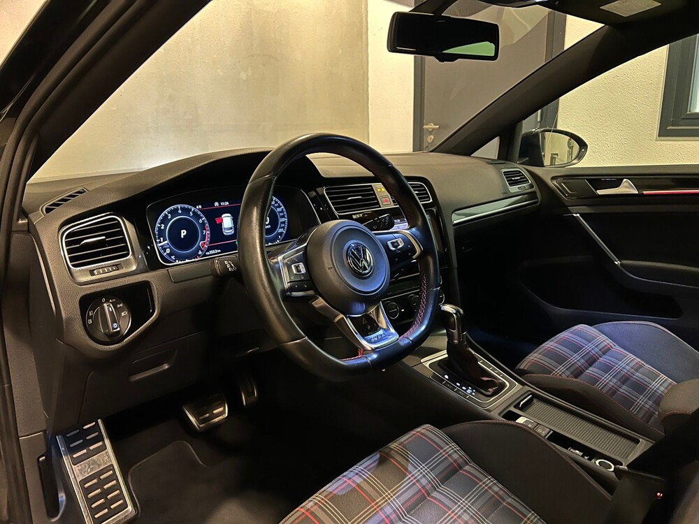 Volkswagen Golf GTI Performance VII 2.0 TSI 230PS 2013, K-907-NJ