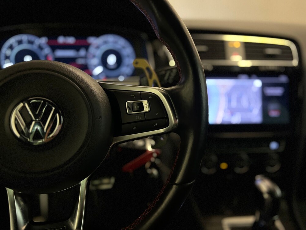 Volkswagen Golf GTI Performance VII 2.0 TSI 230PS 2013, K-907-NJ
