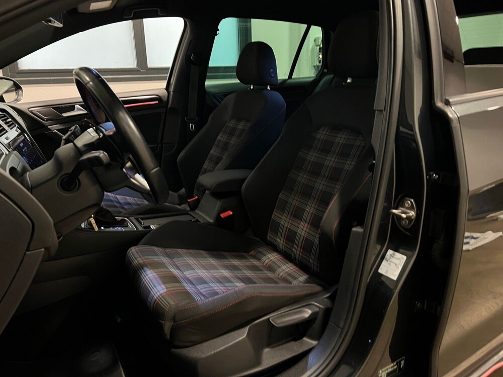 Volkswagen Golf GTI Performance VII 2.0 TSI 230PS 2013, K-907-NJ