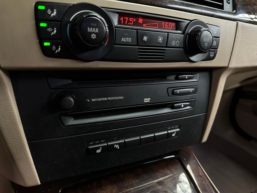 BMW 325i Dynamic Executive 218pk 2005 3-serie, 7-XFV-97