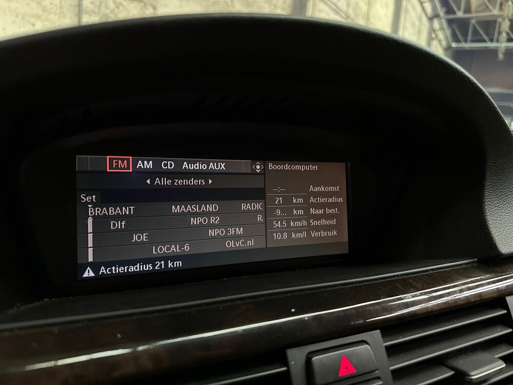 BMW 325i Dynamic Executive 218pk 2005 3-serie, 7-XFV-97