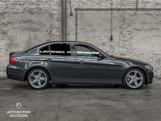 BMW 325i Dynamic Executive 218hp 2005 3 Series, 7-XFV-97