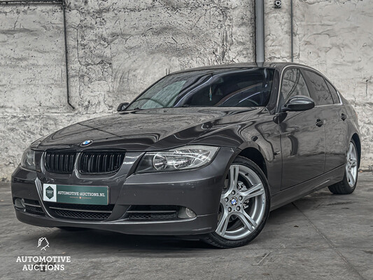 BMW 325i Dynamic Executive 218hp 2005 3 Series, 7-XFV-97