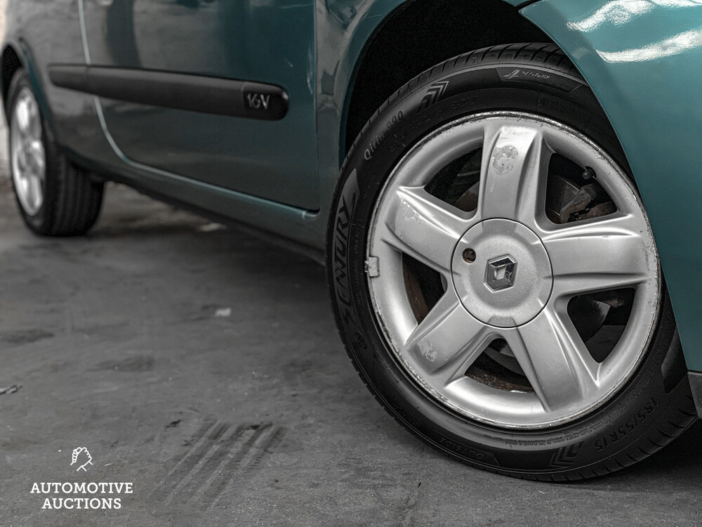 Renault Clio 1.2-16V 75pk 2004 -Orig. NL-, 98-PH-DZ