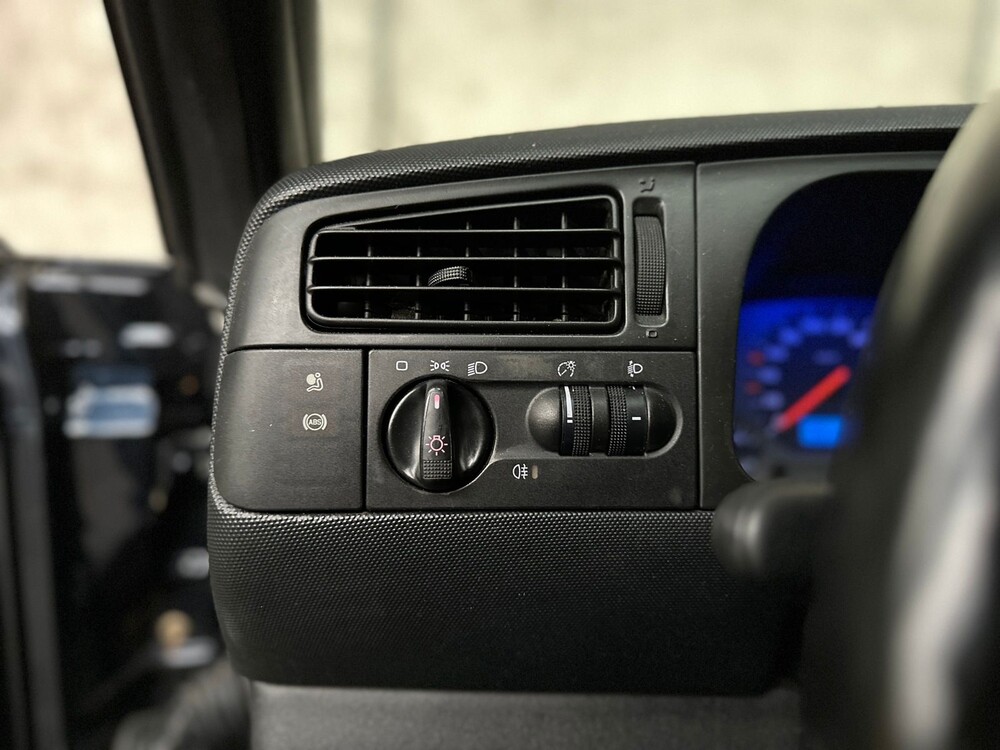 Volkswagen Golf Cabriolet 1.6 101pk 1999, 55-NDN-4