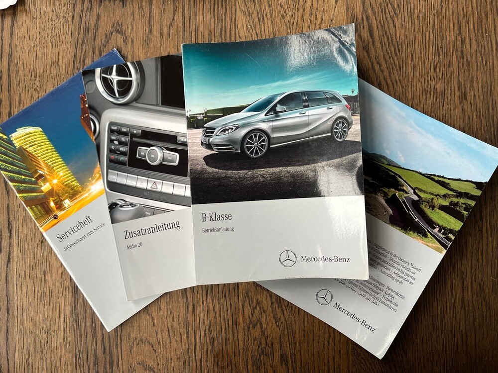 Mercedes-Benz B-Class 200 Ambition 156hp 2012, HG-958-G