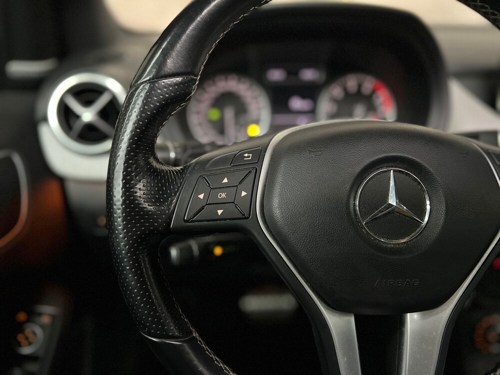 Mercedes-Benz B-klasse 200 Ambition 156pk 2012, HG-958-G