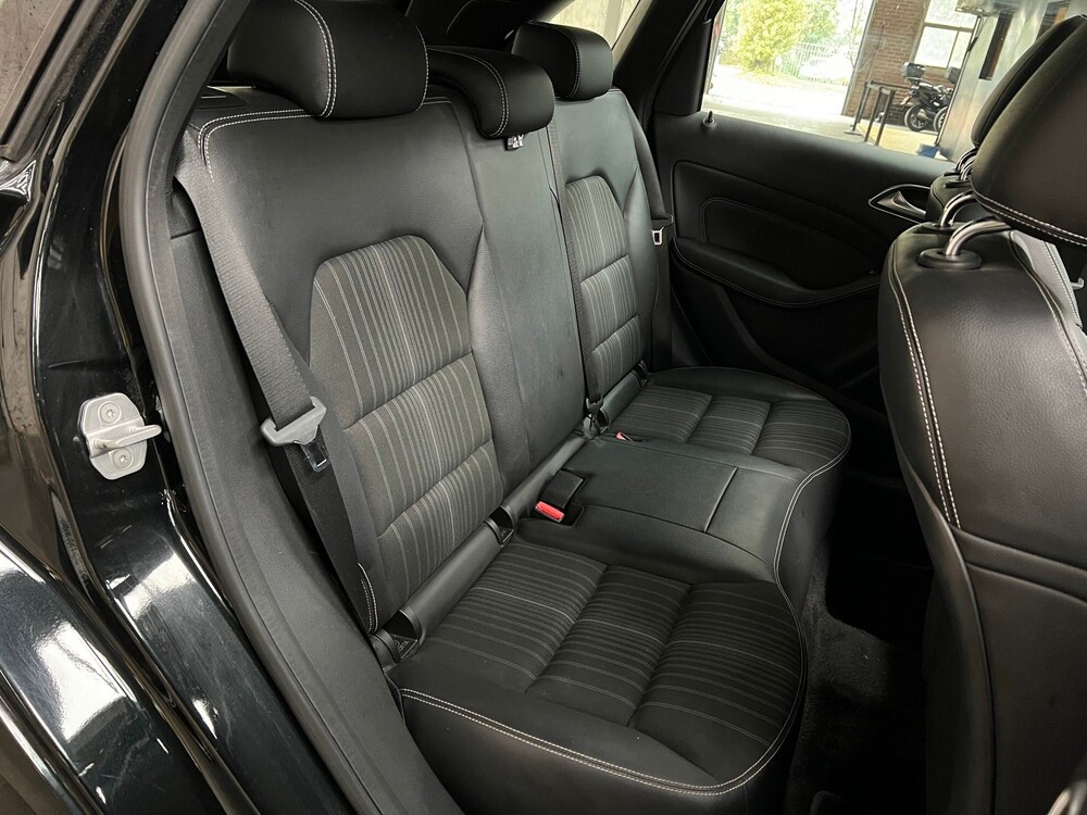 Mercedes-Benz B-klasse 200 Ambition 156pk 2012, HG-958-G