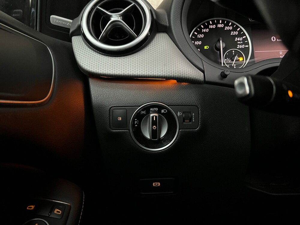 Mercedes-Benz B-klasse 200 Ambition 156pk 2012, HG-958-G