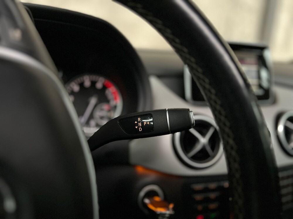 Mercedes-Benz B-klasse 200 Ambition 156pk 2012, HG-958-G