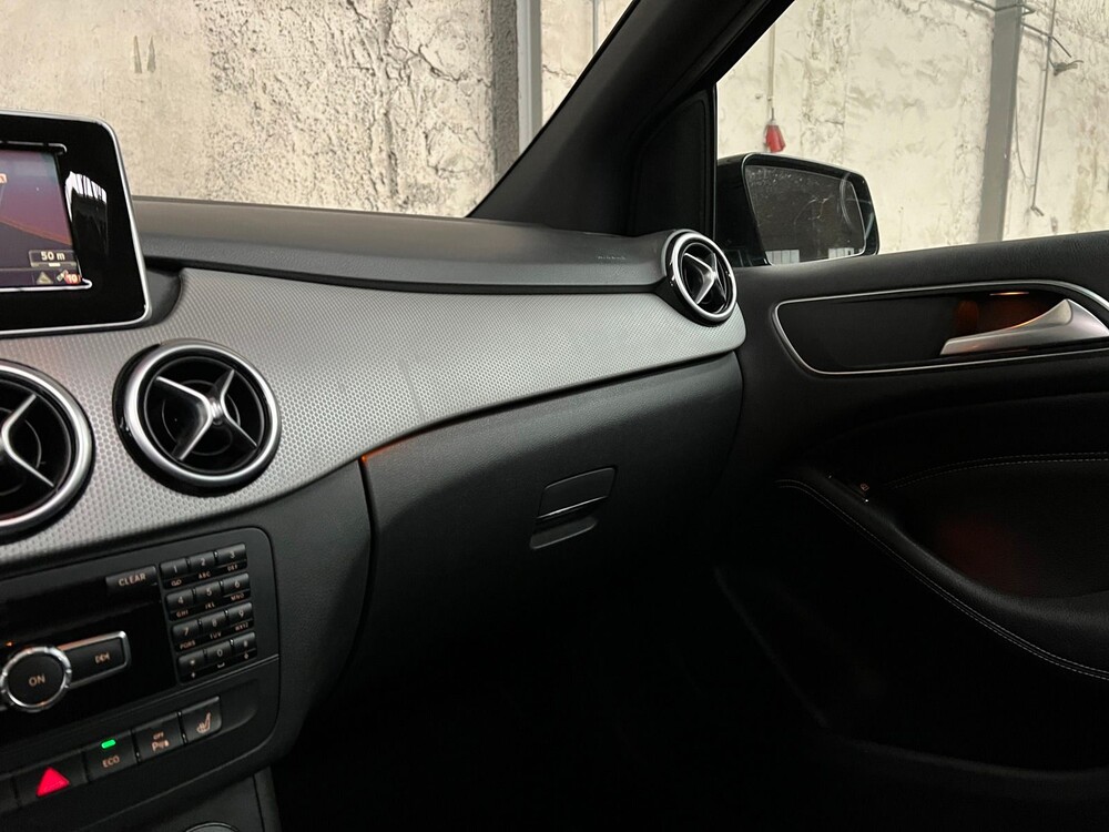 Mercedes-Benz B-klasse 200 Ambition 156pk 2012, HG-958-G