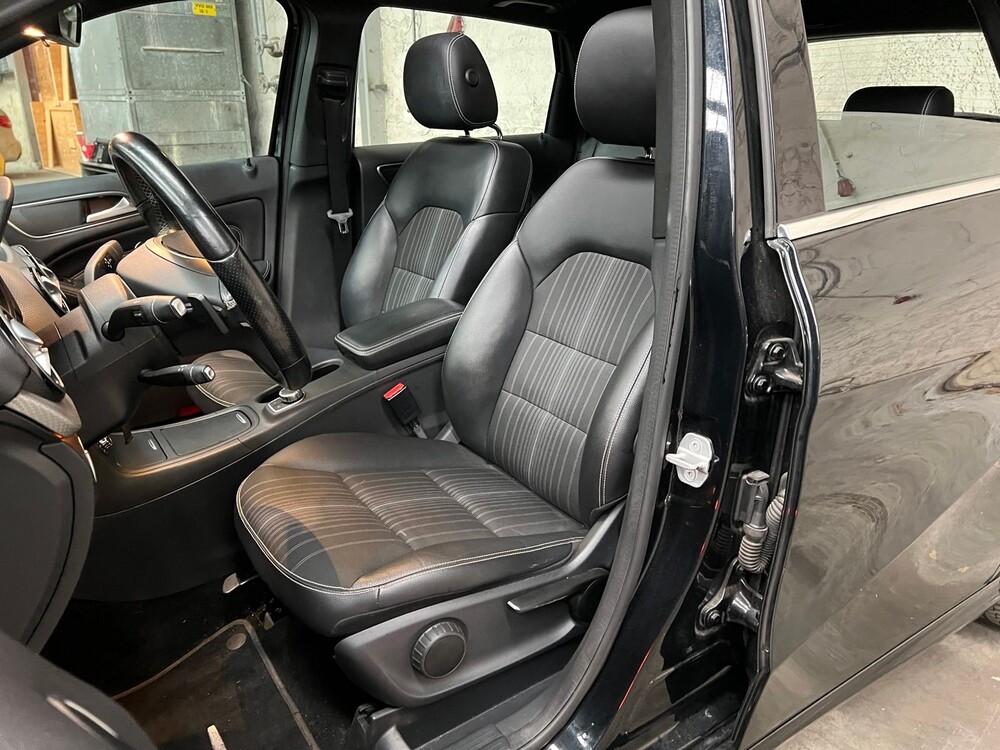 Mercedes-Benz B-klasse 200 Ambition 156pk 2012, HG-958-G