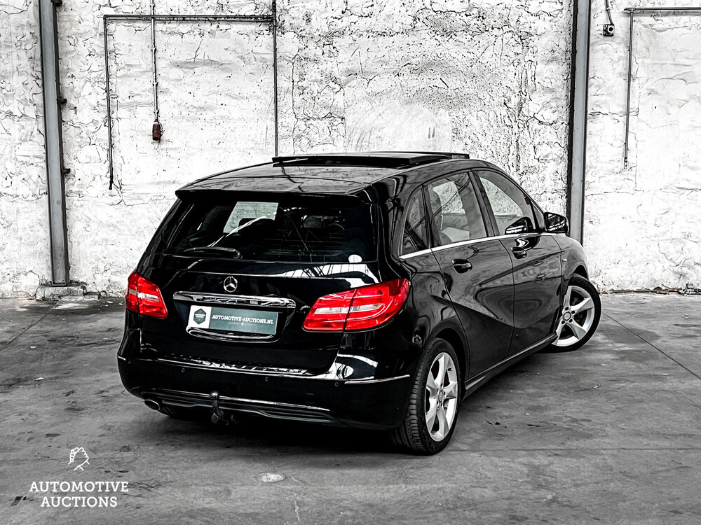 Mercedes-Benz B-klasse 200 Ambition 156pk 2012, HG-958-G