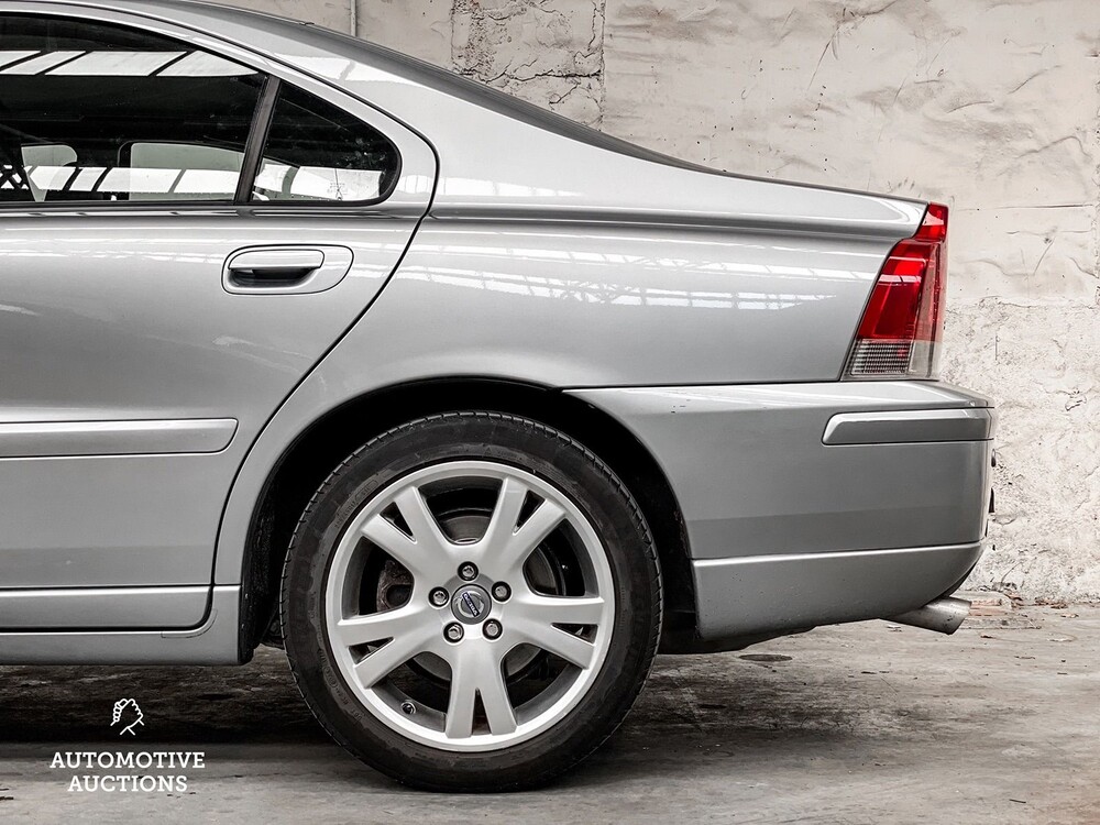 Volvo S60 2.4 Drivers Edition S60 2.4 Drivers Edition 140pk 2009 -Orig. NL-, 20-KGB-1