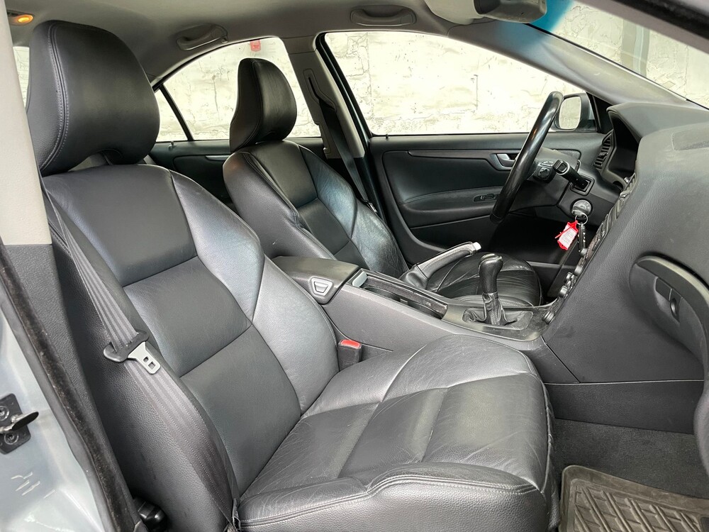 Volvo S60 2.4 Drivers Edition S60 2.4 Drivers Edition 140pk 2009 -Orig. NL-, 20-KGB-1