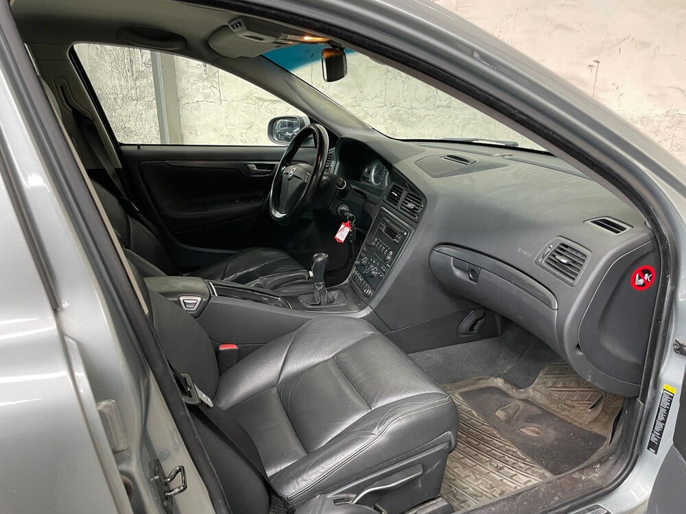 Volvo S60 2.4 Drivers Edition S60 2.4 Drivers Edition 140pk 2009 -Orig. NL-, 20-KGB-1