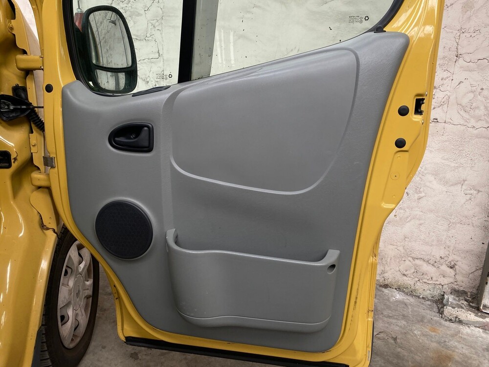 Renault Traffic Camper 101pk 2003, -Orig. NL-, 34-ZVH-1