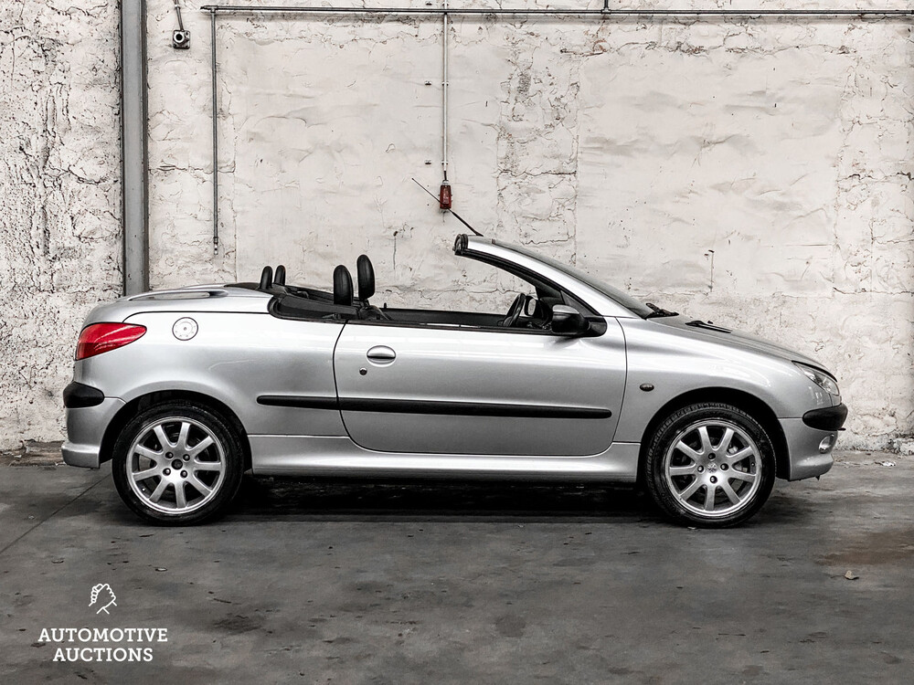 Peugeot 206 CC 1.6-16V 109pk 2002 -Orig. NL-, 83-JK-FL