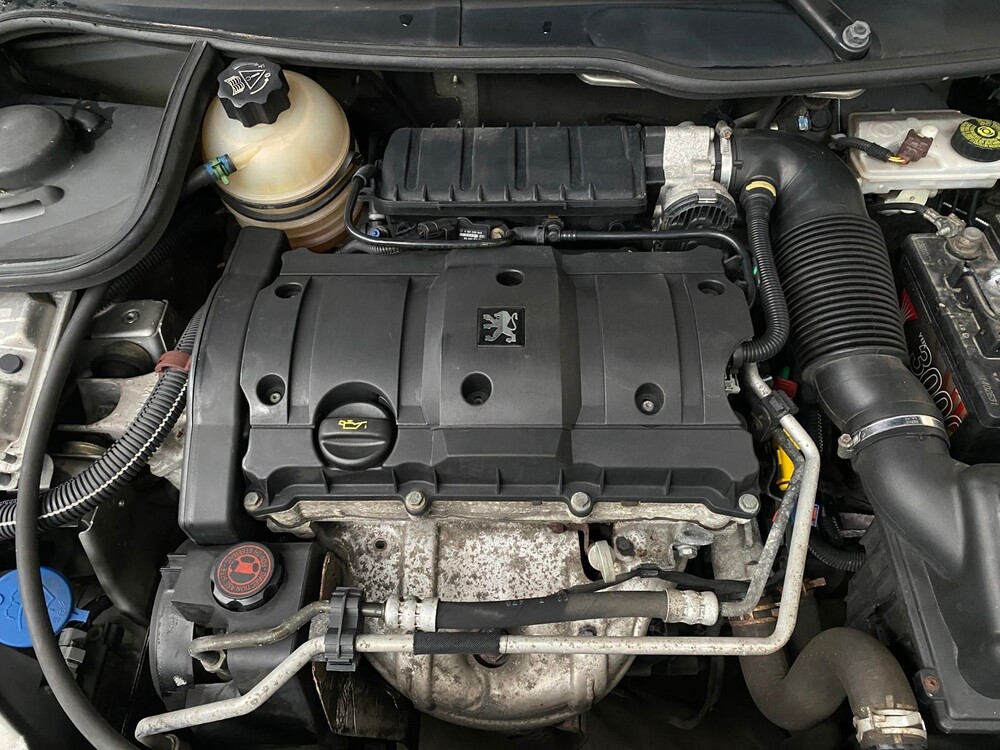 Peugeot 206 CC 1.6-16V 109pk 2002 -Orig. NL-, 83-JK-FL