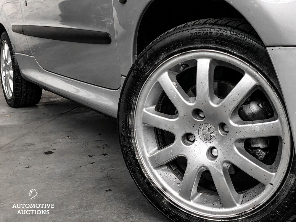 Peugeot 206 CC 1.6-16V 109pk 2002 -Orig. NL-, 83-JK-FL