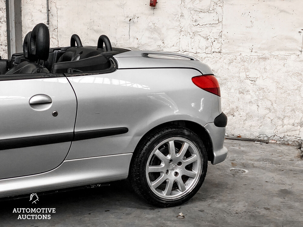 Peugeot 206 CC 1.6-16V 109pk 2002 -Orig. NL-, 83-JK-FL