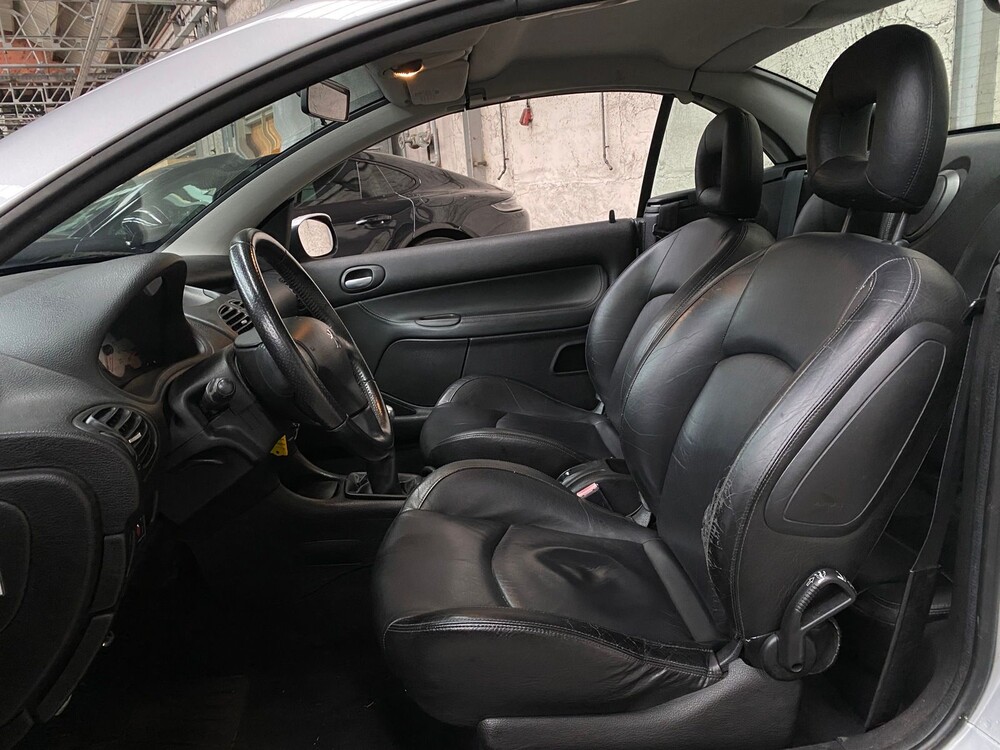 Peugeot 206 CC 1.6-16V 109pk 2002 -Orig. NL-, 83-JK-FL