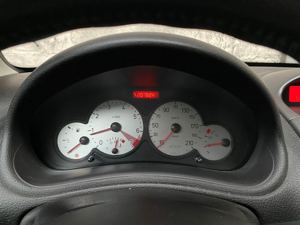 Peugeot 206 CC 1.6-16V 109pk 2002 -Orig. NL-, 83-JK-FL