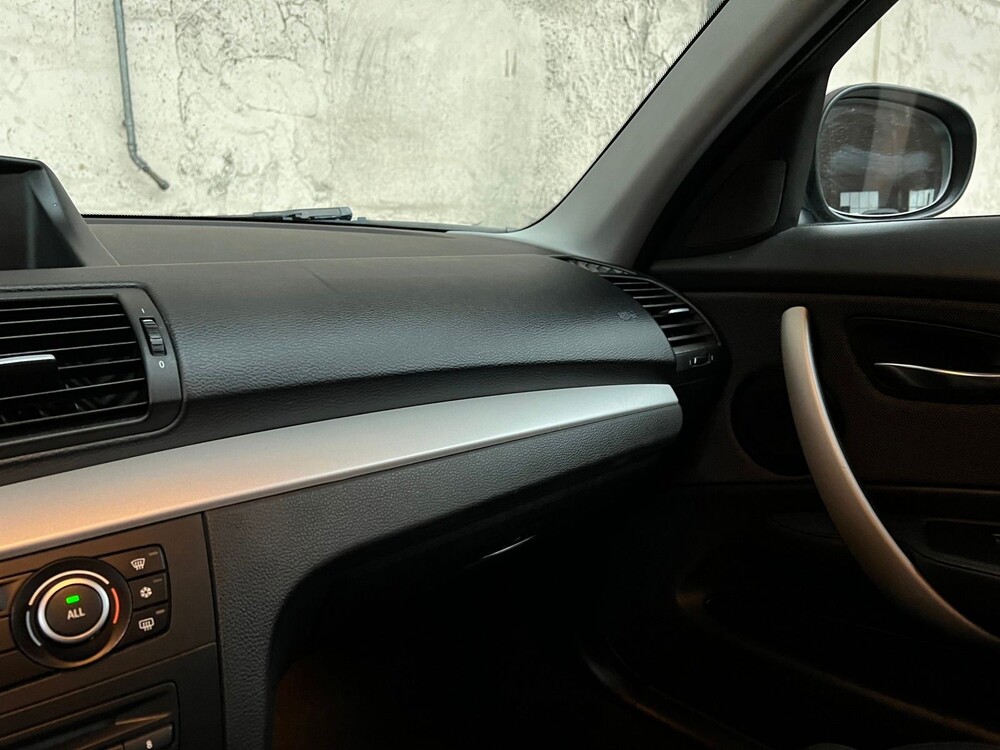 BMW 1-serie 118i Business Line Style 143pk 2010 -Orig. NL-, 01-KNS-6