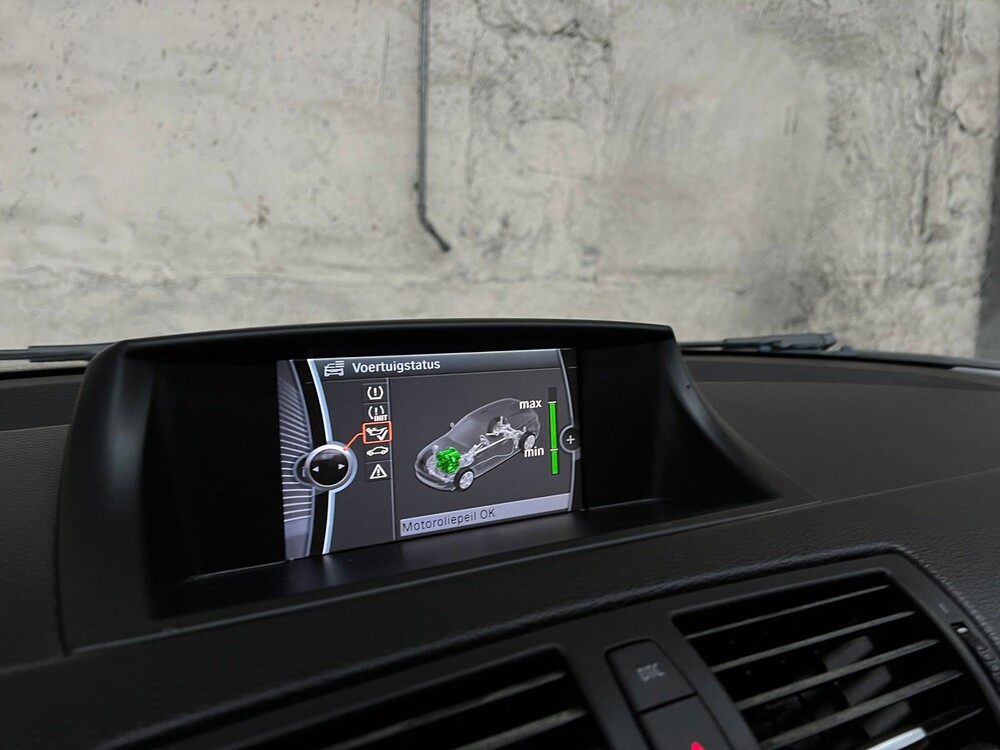 BMW 1-serie 118i Business Line Style 143pk 2010 -Orig. NL-, 01-KNS-6