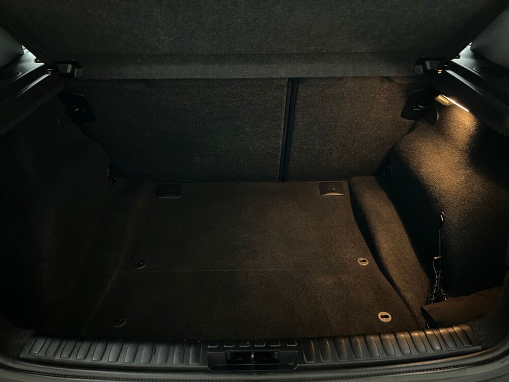 BMW 1-serie 118i Business Line Style 143pk 2010 -Orig. NL-, 01-KNS-6