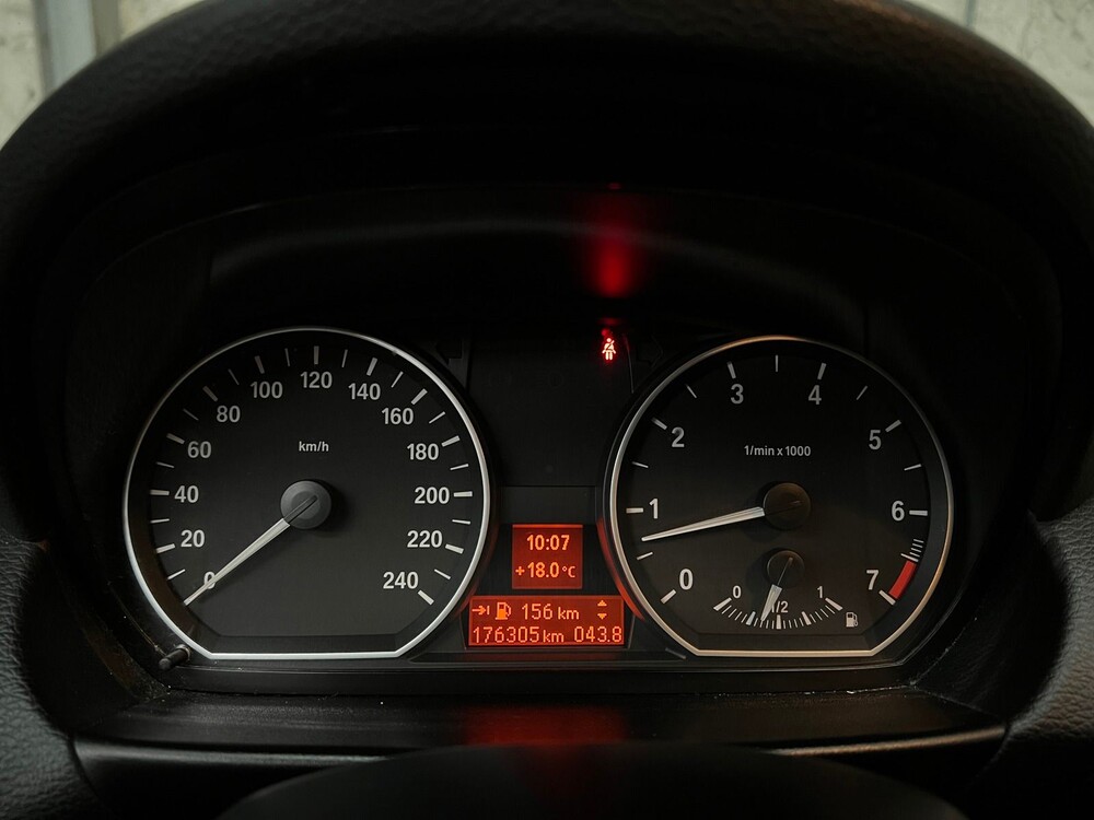 BMW 1-serie 118i Business Line Style 143pk 2010 -Orig. NL-, 01-KNS-6