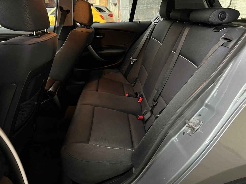 BMW 1-serie 118i Business Line Style 143pk 2010 -Orig. NL-, 01-KNS-6