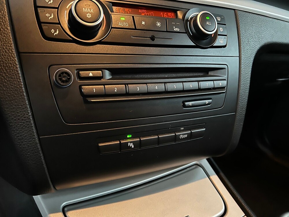 BMW 1-serie 118i Business Line Style 143pk 2010 -Orig. NL-, 01-KNS-6