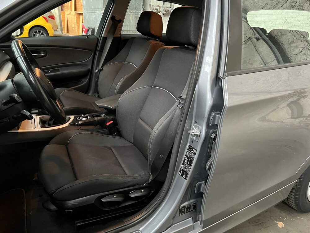 BMW 1-serie 118i Business Line Style 143pk 2010 -Orig. NL-, 01-KNS-6