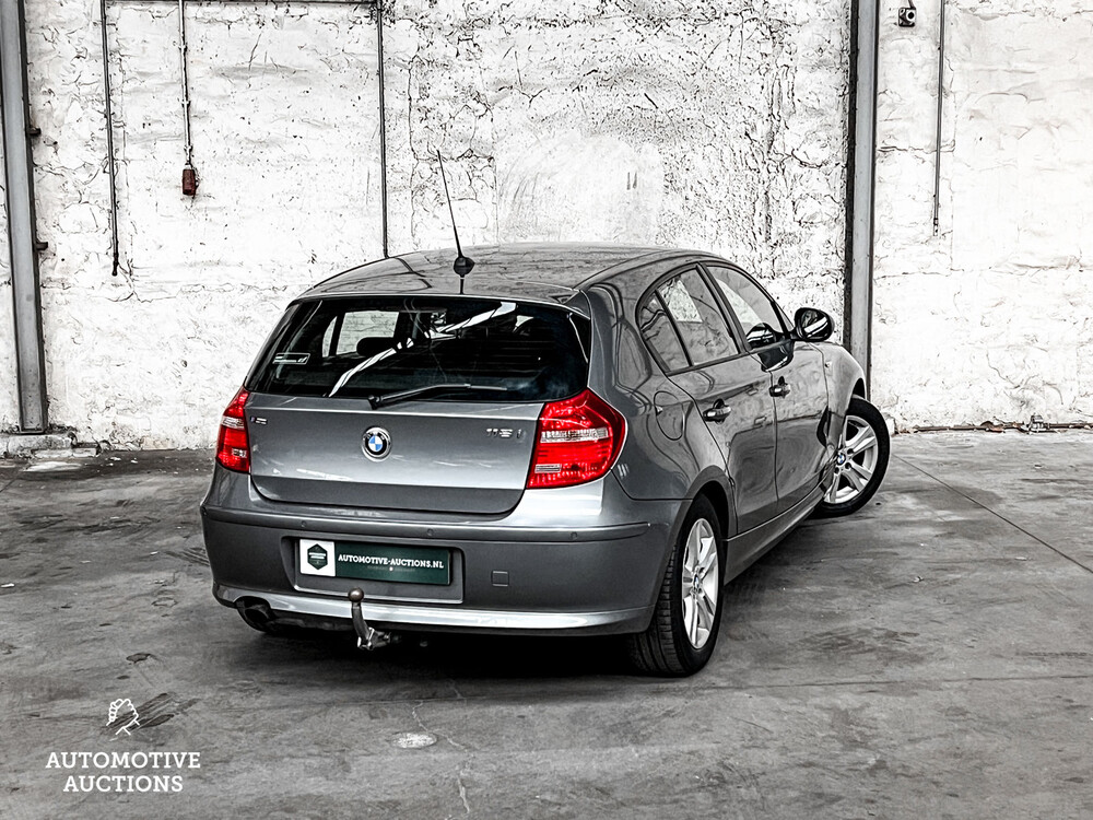 BMW 1-serie 118i Business Line Style 143pk 2010 -Orig. NL-, 01-KNS-6