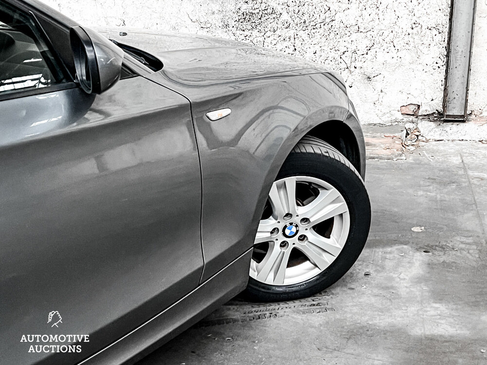 BMW 1-serie 118i Business Line Style 143pk 2010 -Orig. NL-, 01-KNS-6