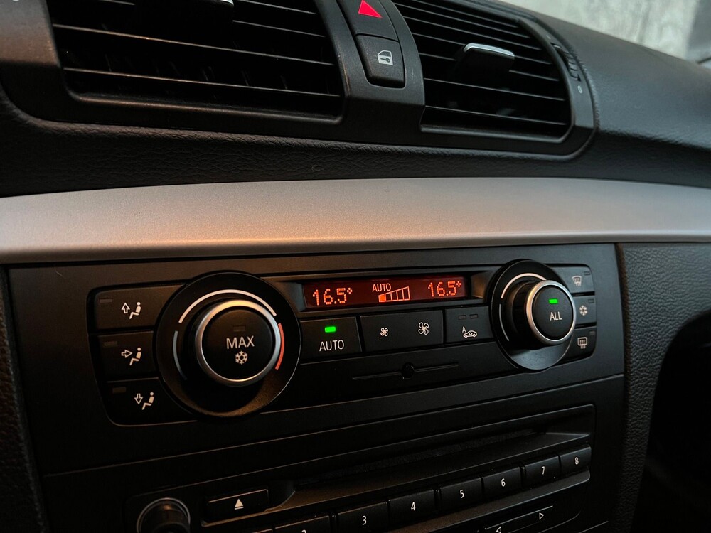 BMW 1-serie 118i Business Line Style 143pk 2010 -Orig. NL-, 01-KNS-6