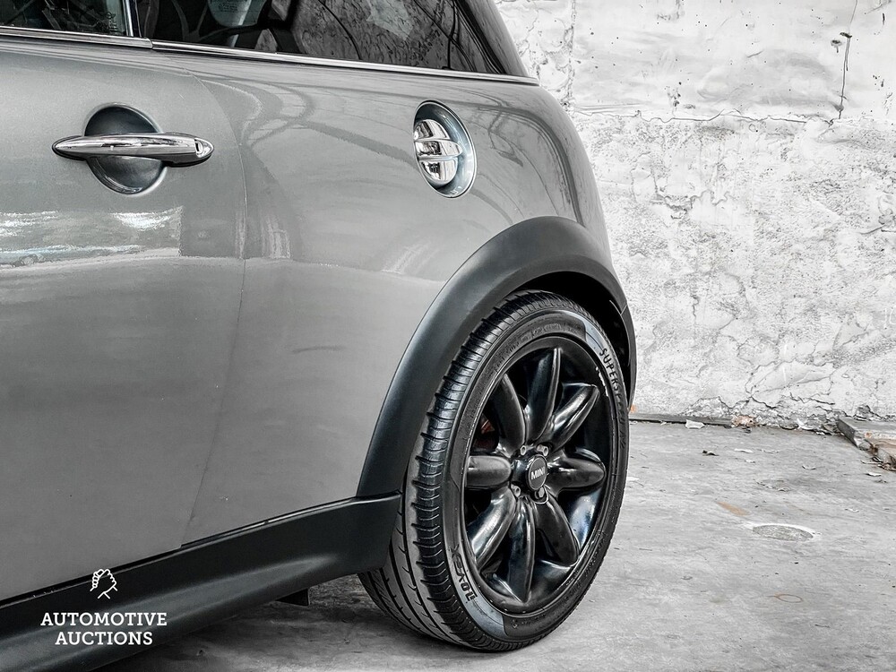 Mini Cooper S Chili 1.6 163pk 2002, 77-LN-BR