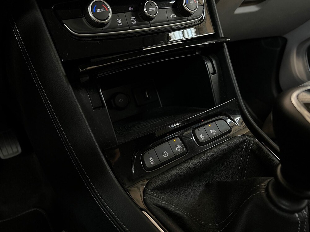 Opel Grandland X Turbo Business Executi 131pk 2018 -Orig. NL-, TR-492-D