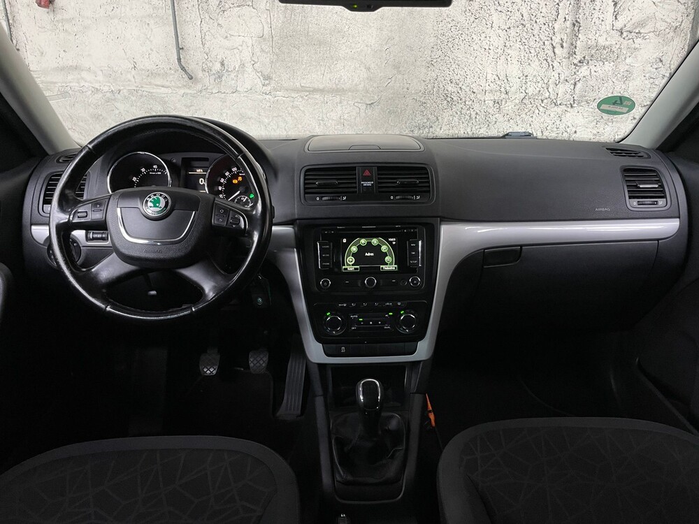 Skoda Yeti 1.4 TSI Tour 122pk 2011 -Orig. NL-, 54-SGL-8