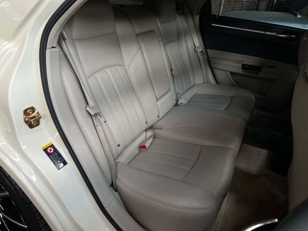 Chrysler 300C HEMI 5.7 V8 340hp 2006 -Youngtimer-