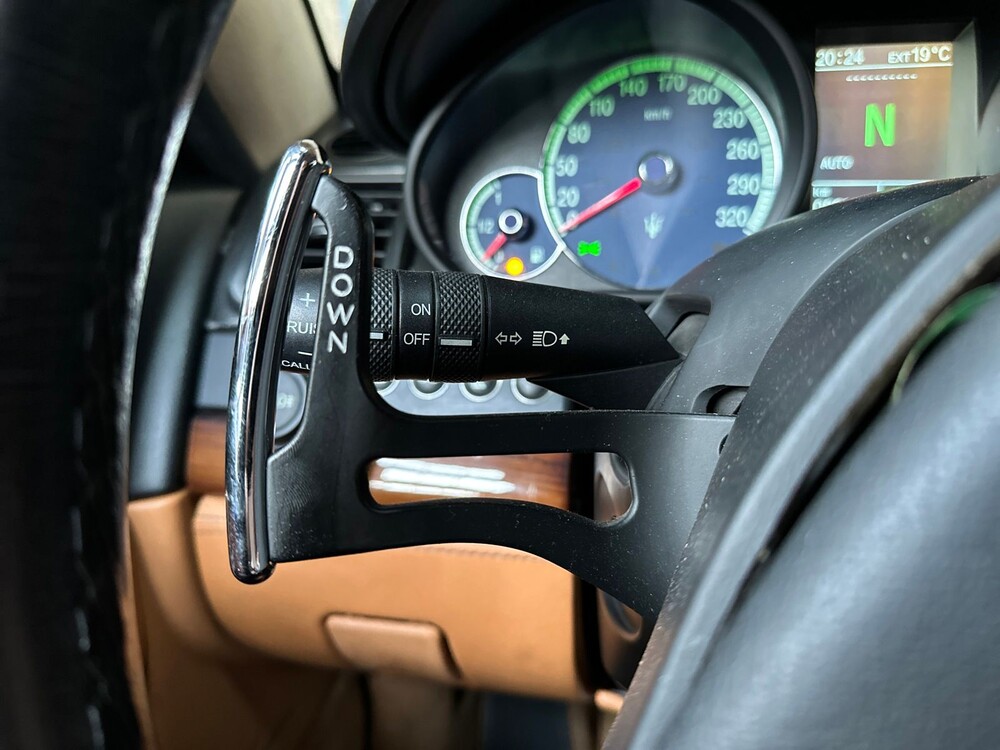 Maserati Quattroporte 4.2 V8 400hp 2006 -Youngtimer-