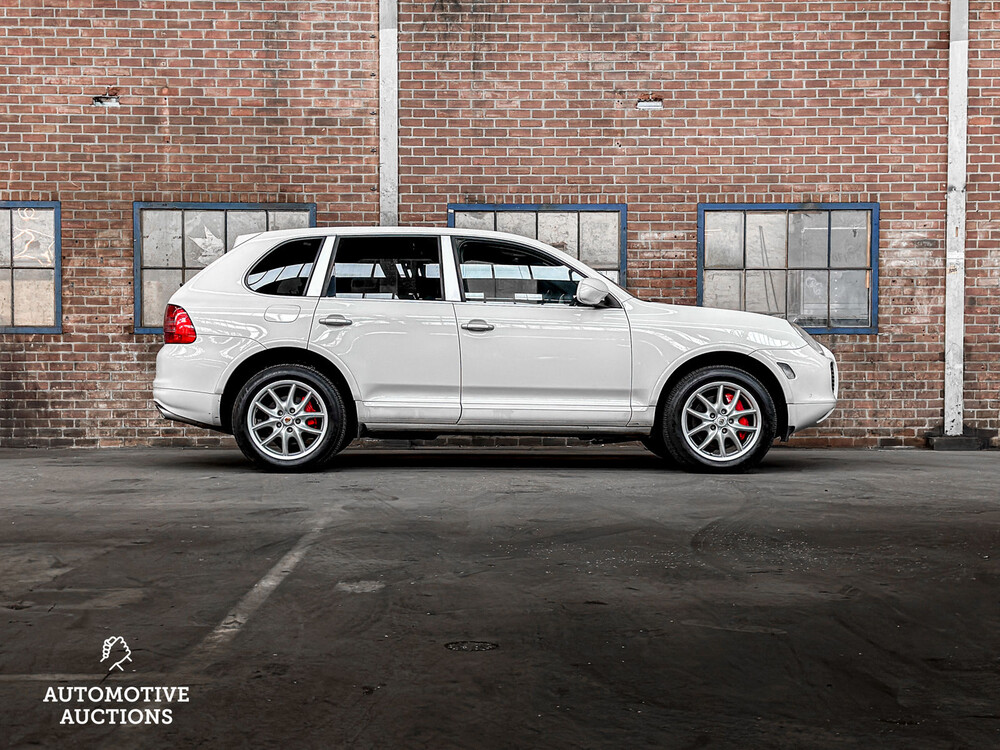Porsche Cayenne Turbo 4.5 V8 450pk 2005 -Youngtimer-