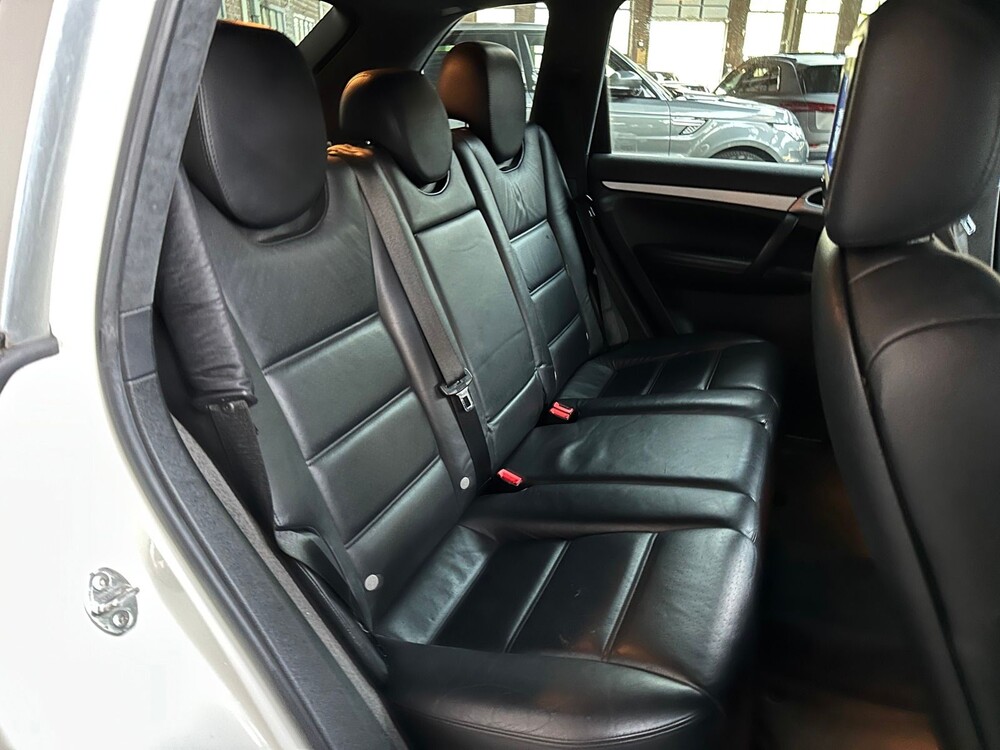 Porsche Cayenne Turbo 4.5 V8 450pk 2005 -Youngtimer-