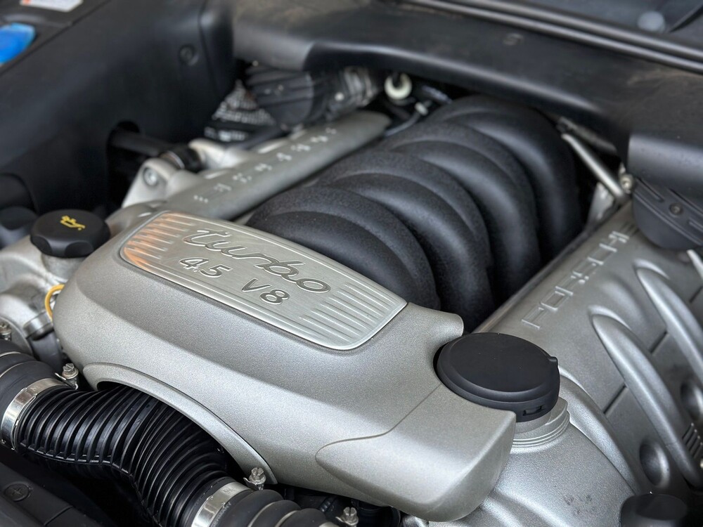 Porsche Cayenne Turbo 4.5 V8 450pk 2005 -Youngtimer-
